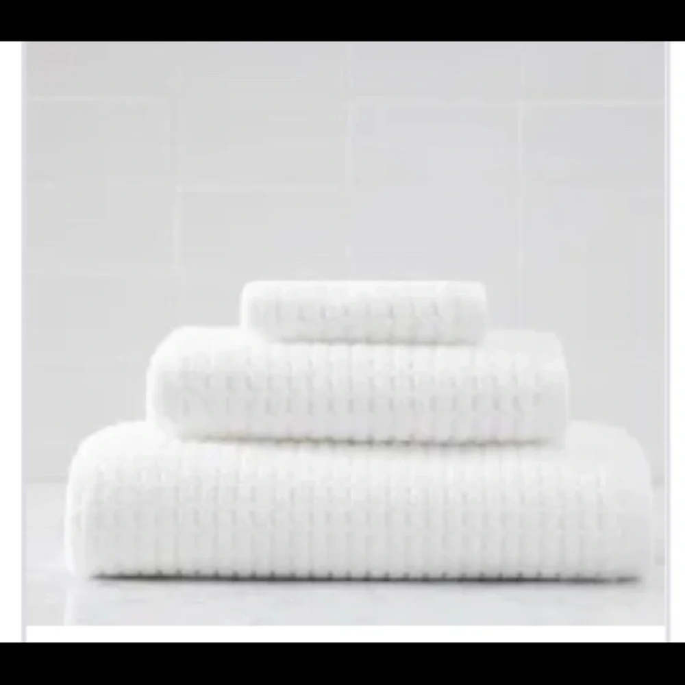 OSCAR OLIVER BATH TOWEL( PRICE FOR 1 )